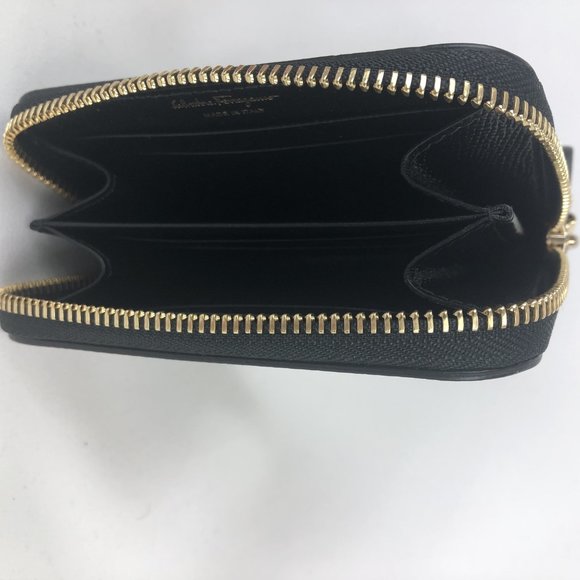 Salvatore Ferragamo Cross Grain Zip Around Wallet - Picture 5 of 8